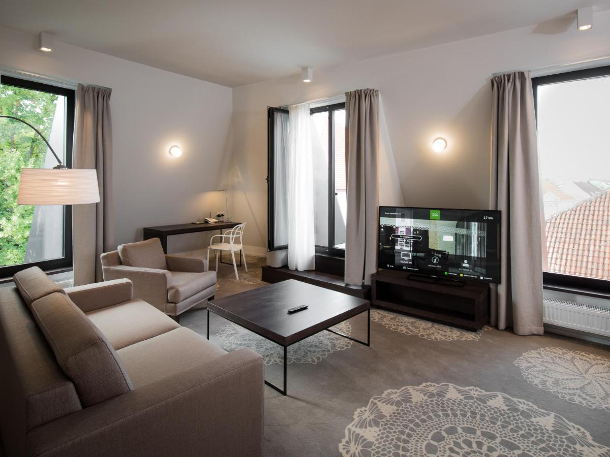 Lydia Hotel Tartu Extérieur photo