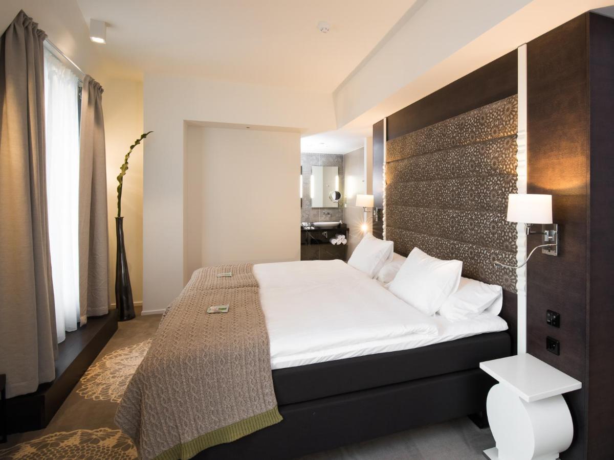 Lydia Hotel Tartu Extérieur photo