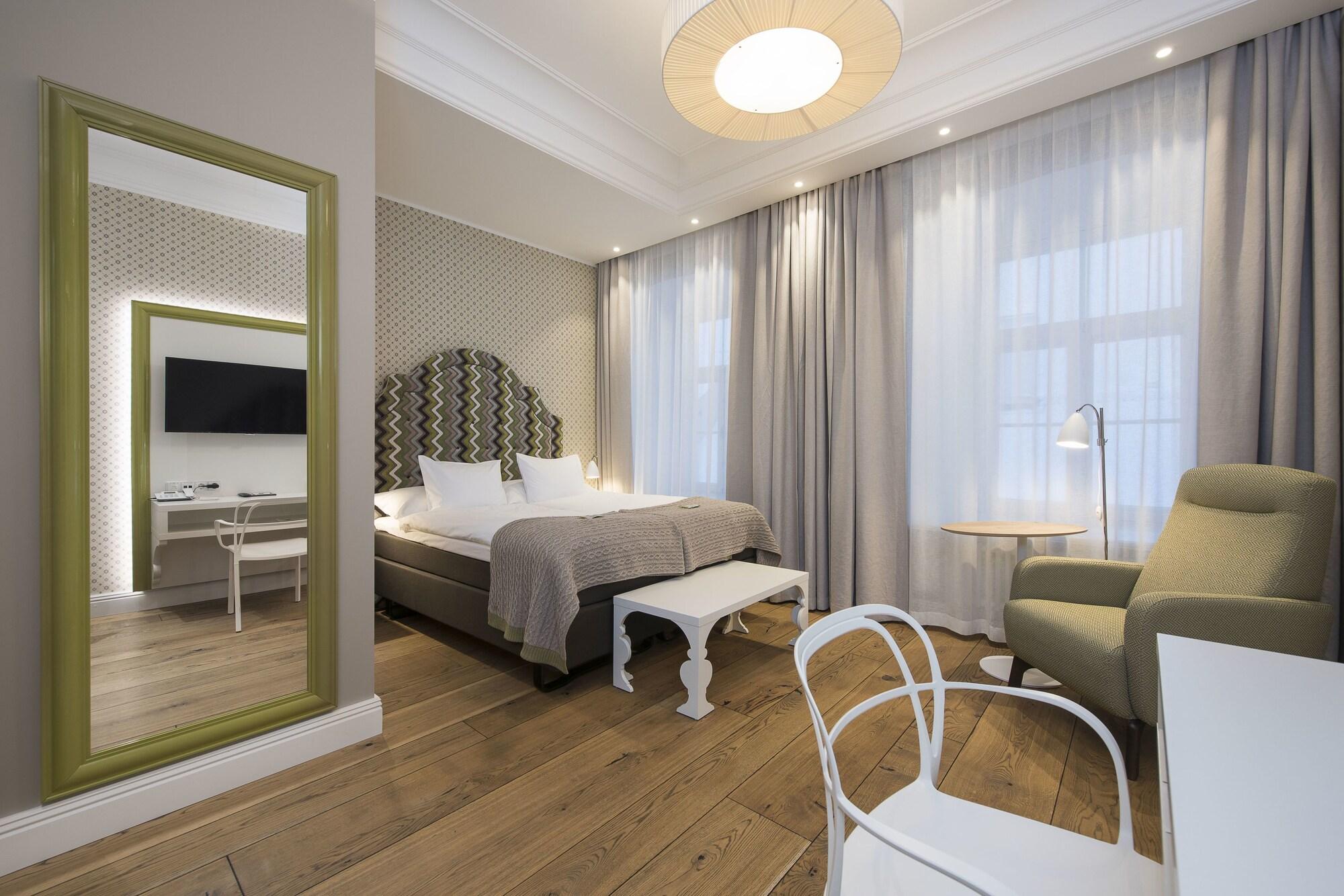Lydia Hotel Tartu Extérieur photo