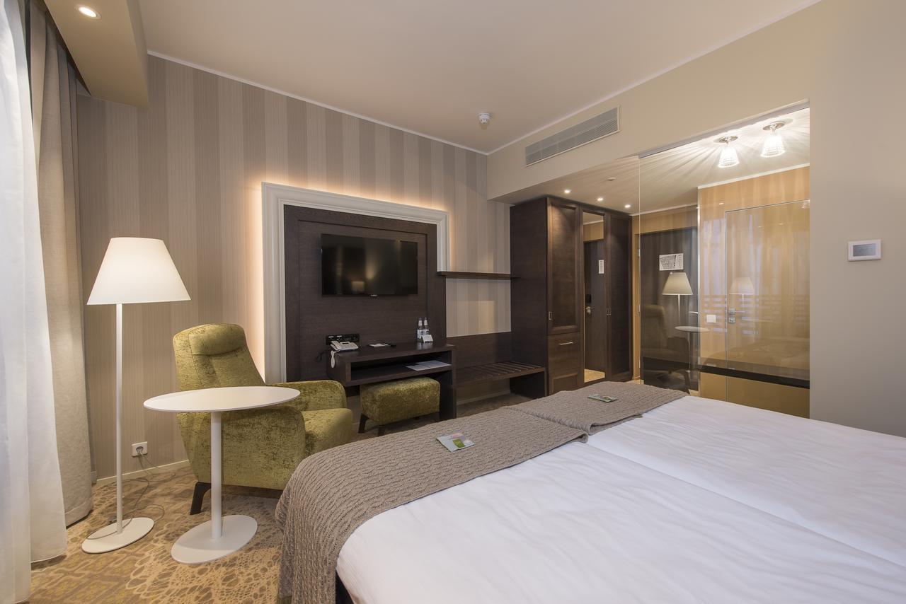 Lydia Hotel Tartu Extérieur photo