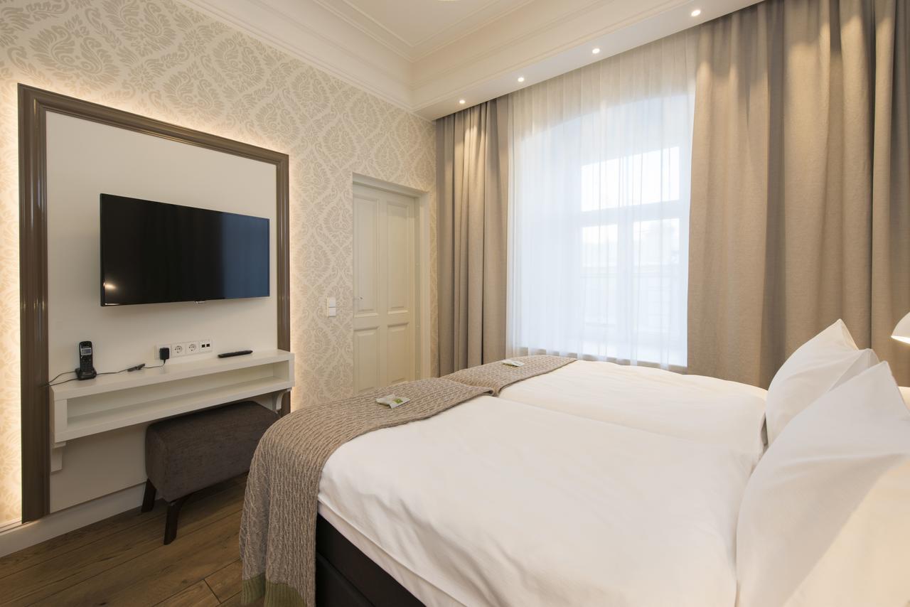 Lydia Hotel Tartu Extérieur photo