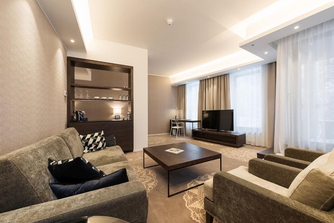 Lydia Hotel Tartu Extérieur photo
