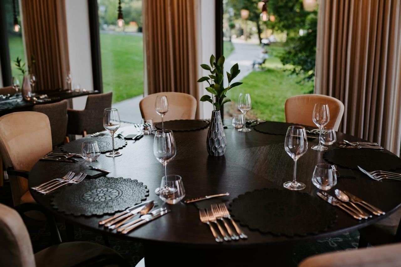 Lydia Hotel Tartu Extérieur photo